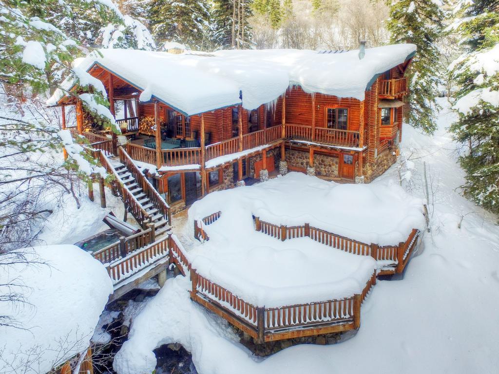 Log Cabin On The Stream Sundance, Utah Dış mekan fotoğraf